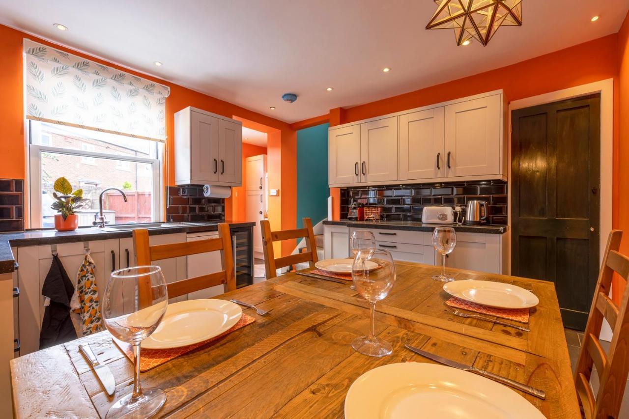 Luxury Central Home - Parking & Ev Point, Superking Bed Canterbury Eksteriør billede